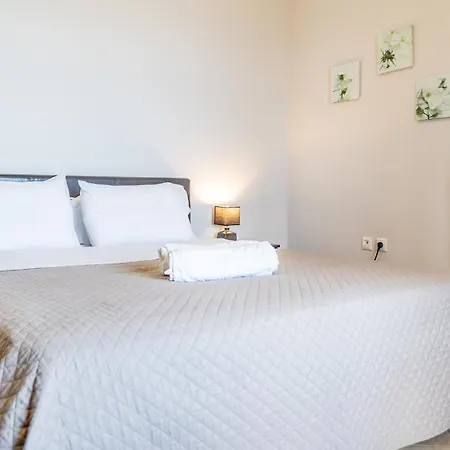 Family House With The View Apartament Koróni