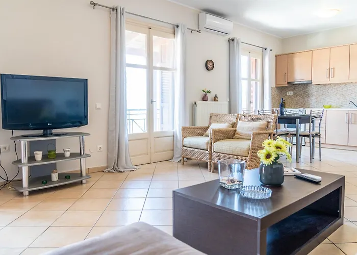 Family House With The View شقة